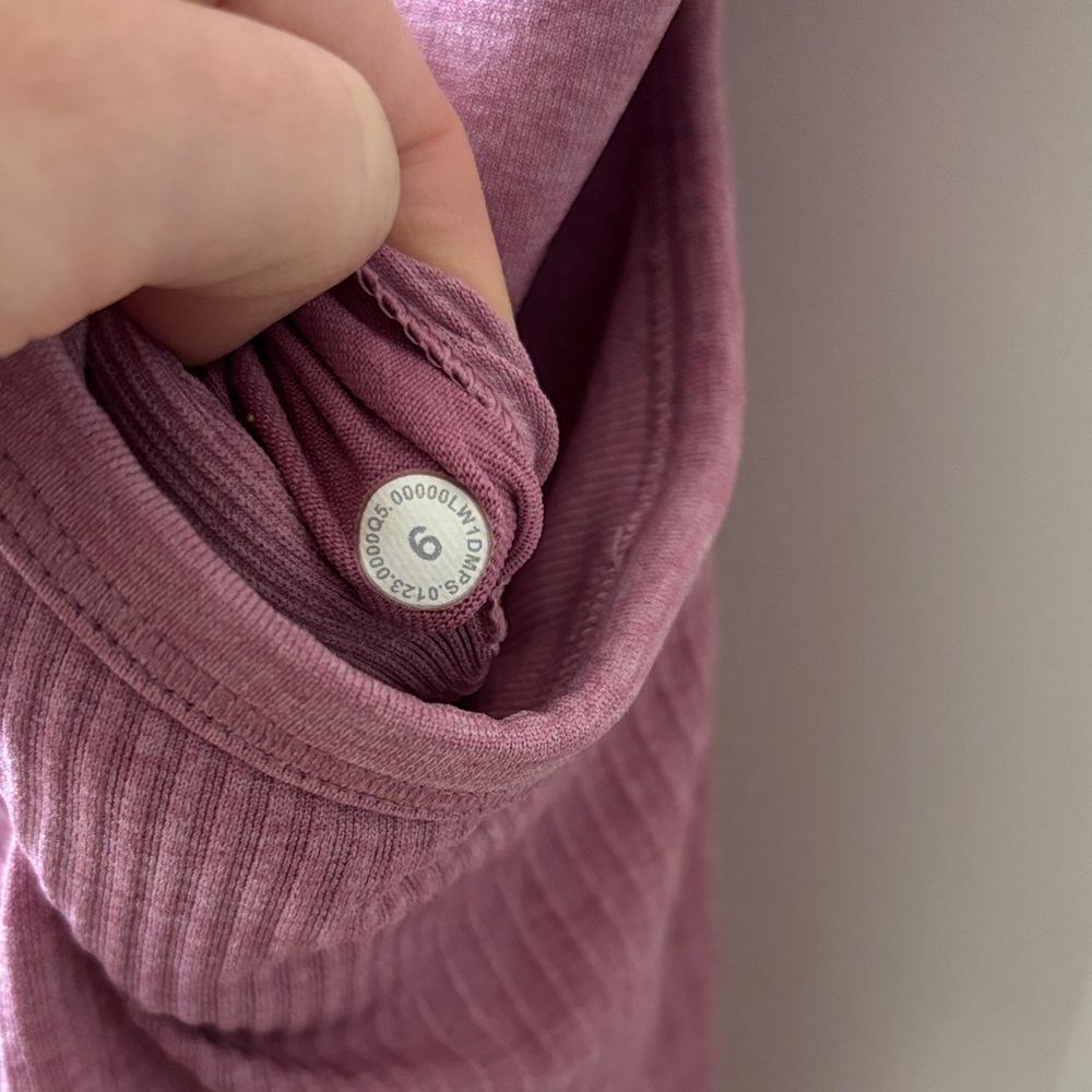 Lululemon Tank - Picture 2 of 4